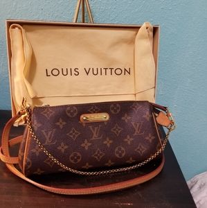 Louis Vuitton monogram eva clutch